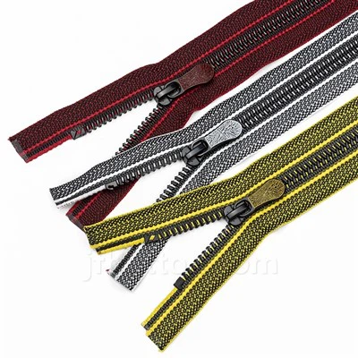 Molded Plastic Separating Zipper