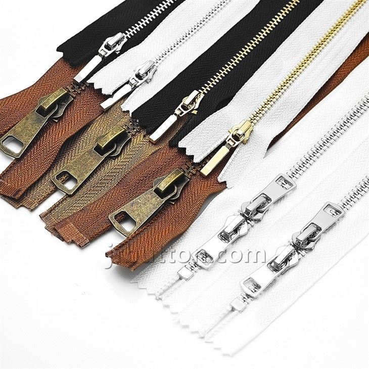 Two Way Separating Zipper Metal