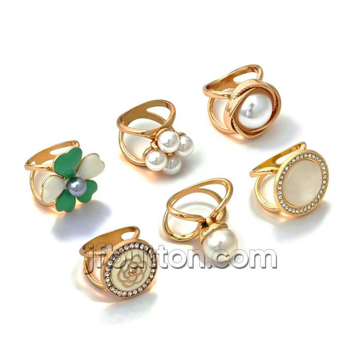 Multi-functional Decorative Scarf Ring suppliers